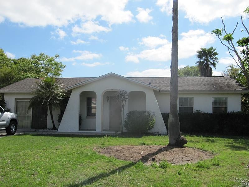 1st image of 109 Celava Ct