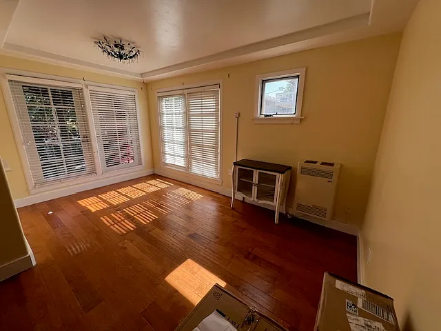 519 N Clementine St — Photo 6