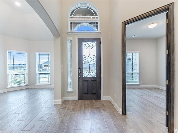 3rd image of 9917 W Verde Cir