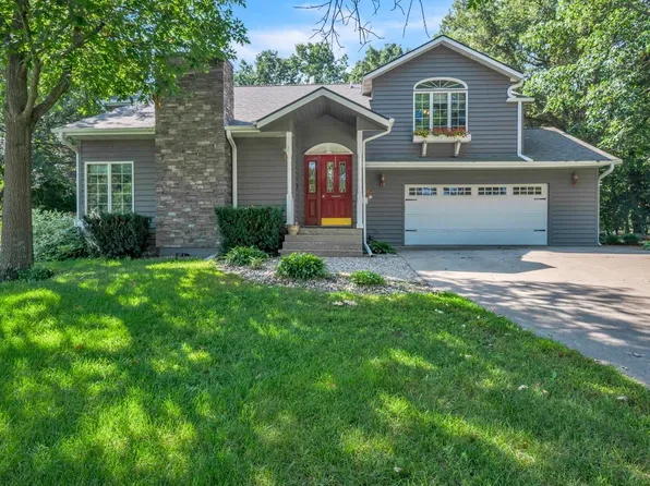 25807 169th St, Spirit Lake, IA 51360