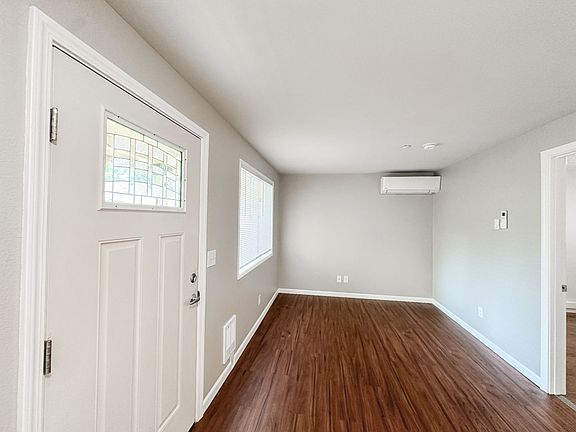 3rd image of 2436-2474 Lee St SE #Don2454