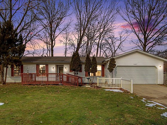 3rd image of 4207 Lum St