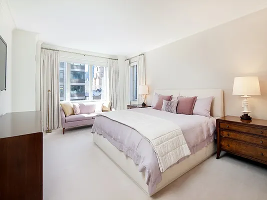 Sold by Sotheby's International Realty | media 5