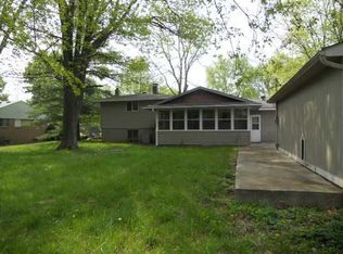 6362 E Hadley Rd, Mooresville, IN 46158