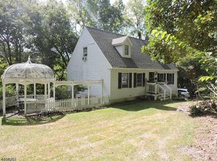 232 Overlook Rd, Newton, NJ 07860