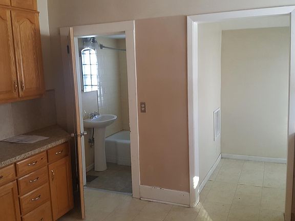 2nd image of 2715 N 22nd St E