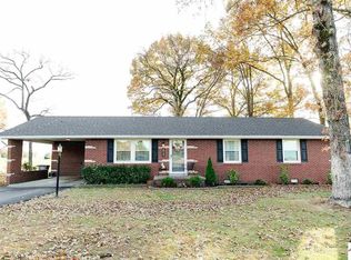 2929 State Route 121 N, Murray, KY 42071