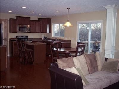 3rd image of 2901 Emma Ln