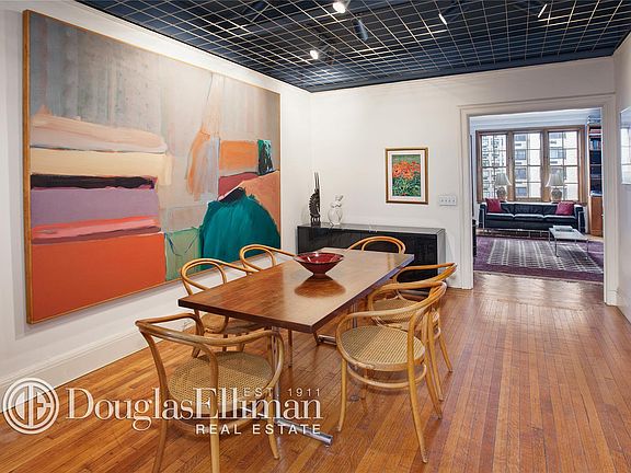 3rd image of 1060 Park Ave APT 9G