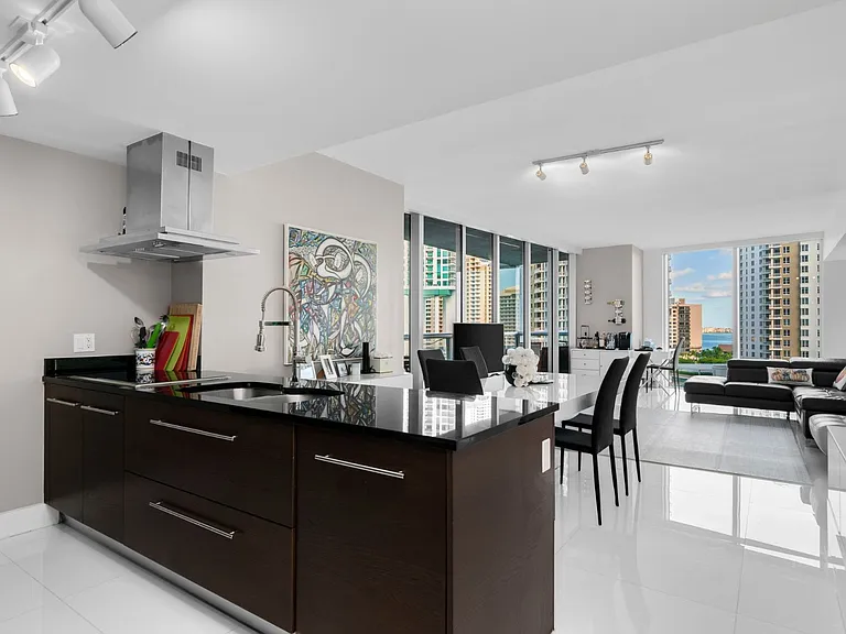 495 Brickell Ave #1102 — Photo 1