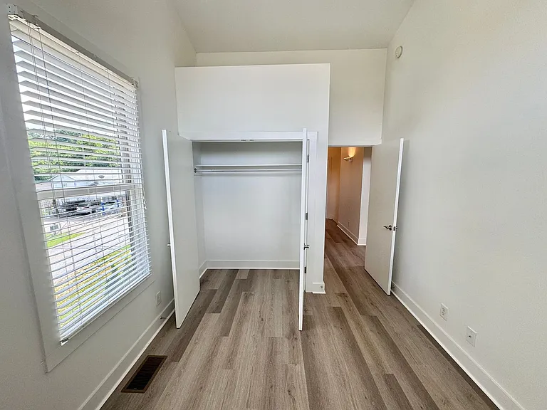 5706 Burgess Ave — Photo 24
