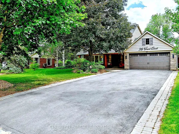 38 Grant Ct, East Gwillimbury, ON L0G 1R0