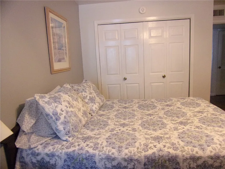 15005 Windward Dr #211 — Photo 39