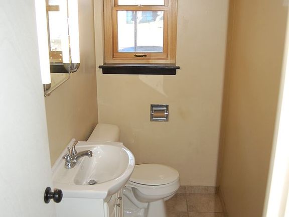 5th image of 4321 B St