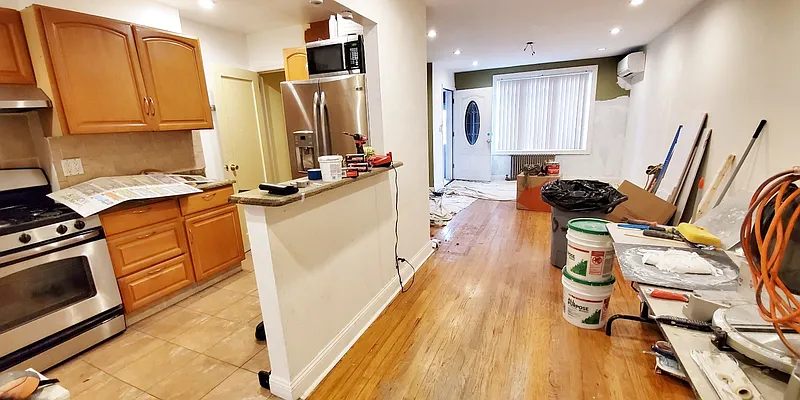 Rented by Azure Realty NY LLC | media 19