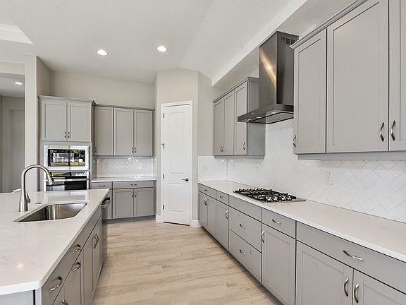 Bayshore I Modern Farmhouse Design Collection Interior