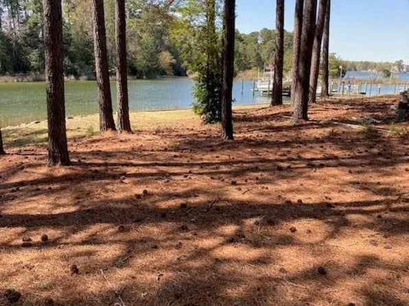 0 Bussel Point Rd, Wicomico Church, VA 22579