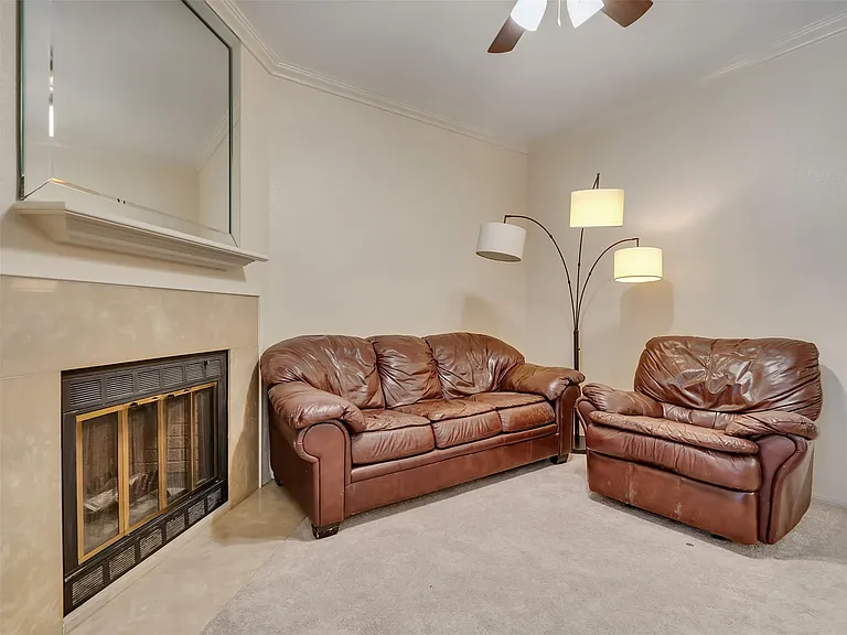 921 Marine Dr #200 — Photo 8