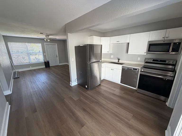 4191 SE Lincoln St — Photo 7