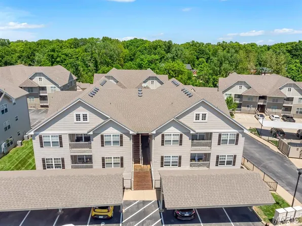 510 Bramblett Hls, O'Fallon, MO 63366