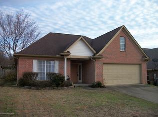 667 Timber Ln E, Hernando, MS 38632