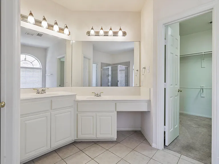 9233 Dark Forest Dr — Photo 22