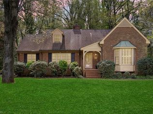 621 Paris St, Graham, NC 27253