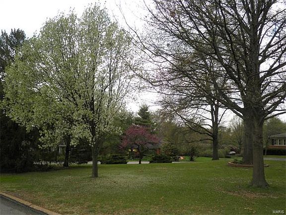 5th image of 39 Ladue Mdws