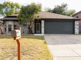 10501 Bing Dr, Fort Worth, TX 76108