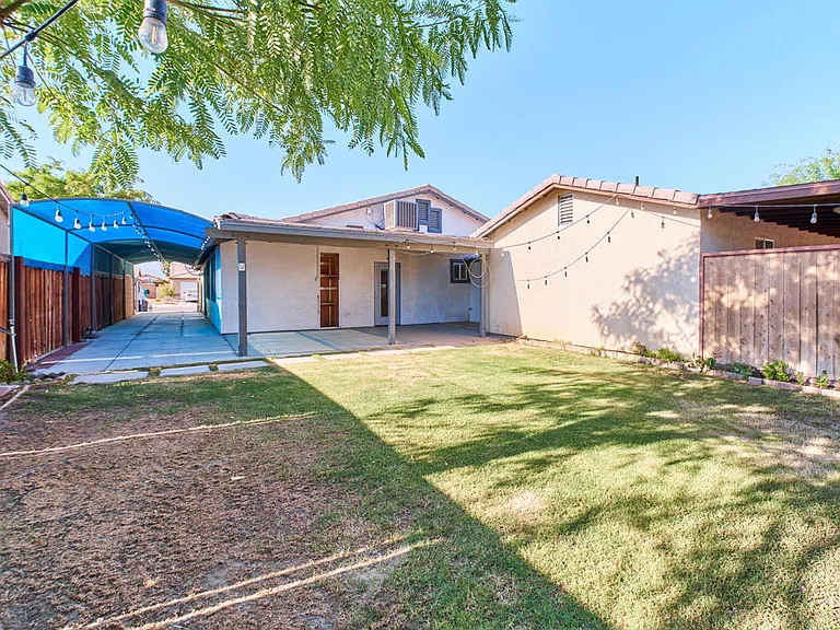 85815 Avenida Raylynn — Photo 12