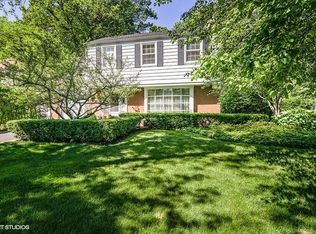 92 Indian Tree Dr, Highland Park, IL 60035