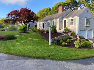 54 Cinnamon Ln, Osterville, MA 02655