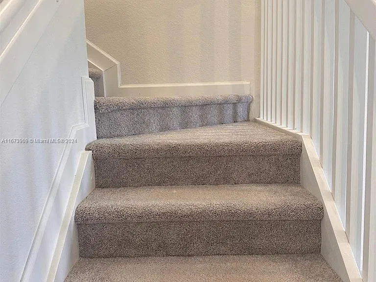 23022 SW 130th Ave — Photo 3
