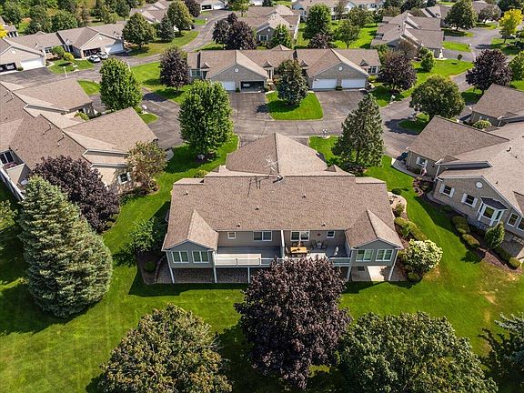 3rd image of 2750 Cedar Grove Ct