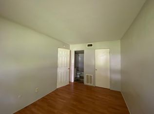 10101 Cabana Club Dr #14, Saint Ann, MO