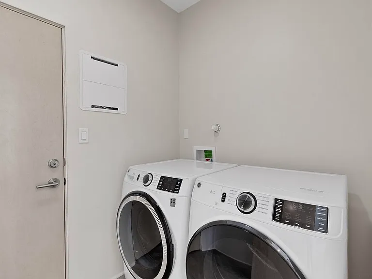 705 Alcalde Pl SW #1 — Photo 14