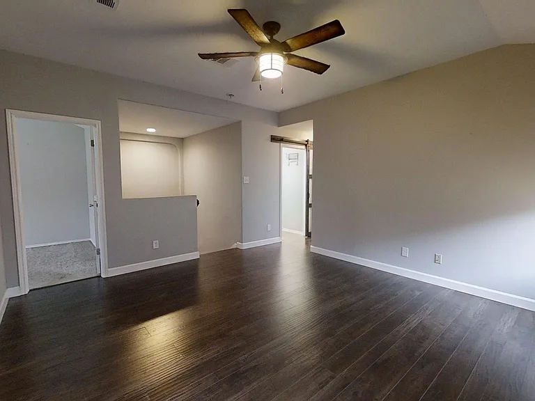 2915 Thunder Gulch — Photo 13