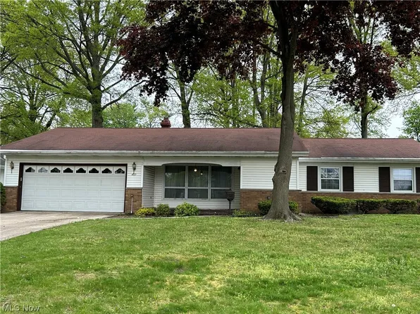 419 High Meadow Rd, Amherst, OH 44001