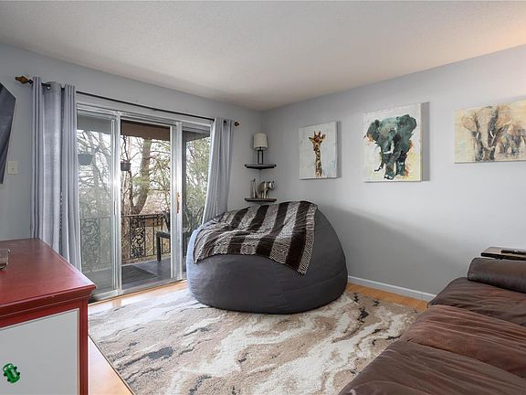4th image of 11921 Villa Dorado Dr APT F