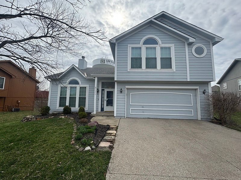 1st image of 1375 SE Princeton Dr