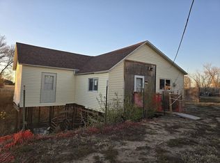 1013 W 12th St, Ellsworth, KS 67439
