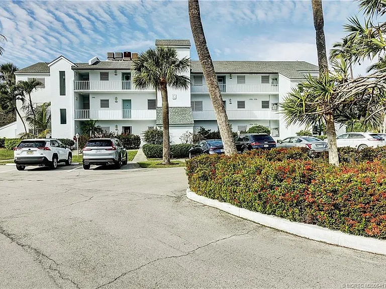 1550 NE Ocean Blvd #C102 — Photo 3