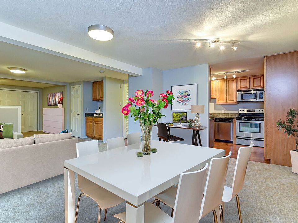 1st image of 14300 32nd Ave NE APT 207