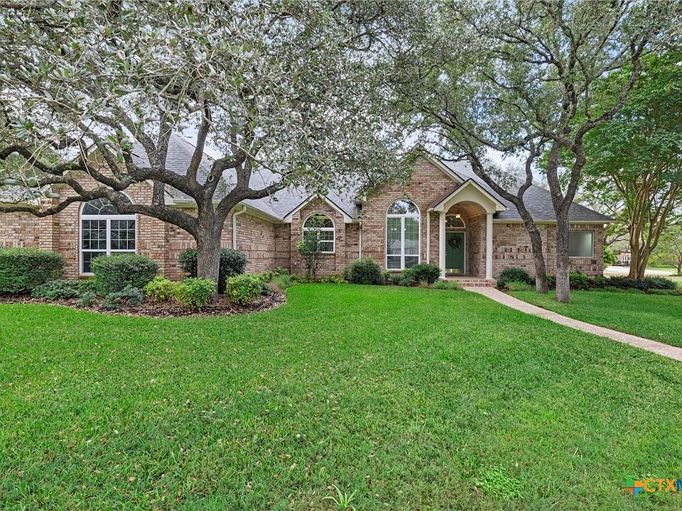 1st image of 707 Livingston Ct