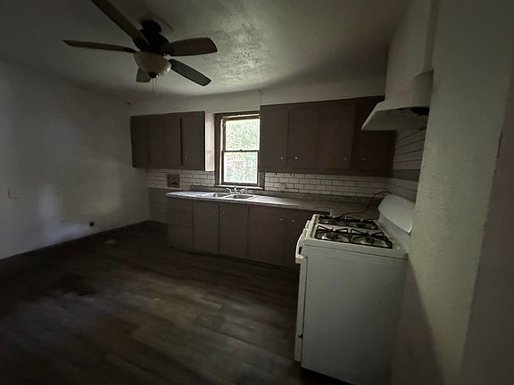 3rd image of 1201 N Davies Avenue