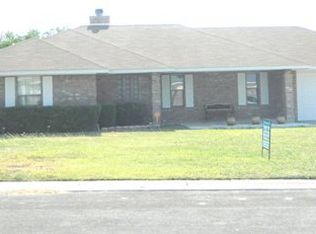 222 White Feather Trl, Del Rio, TX 78840