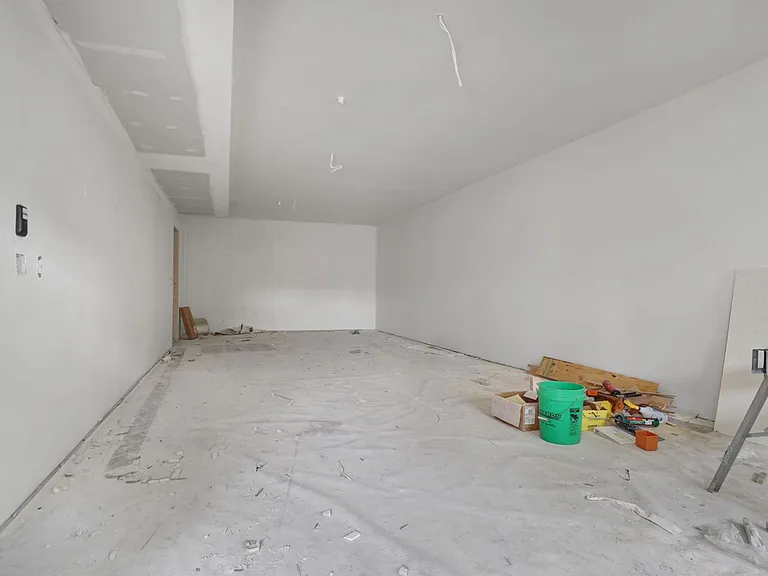 115 Kettle Moraine Dr S — Photo 19