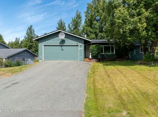 18107 Kantishna Dr, Eagle River, AK 99577