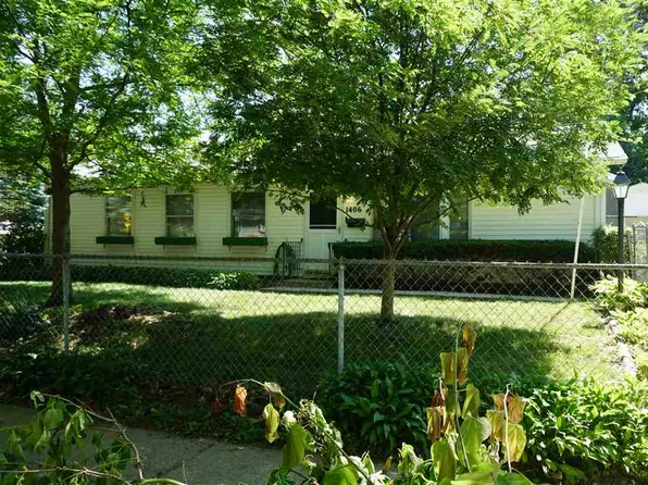 1406 Ash St, Iowa City, IA 52240