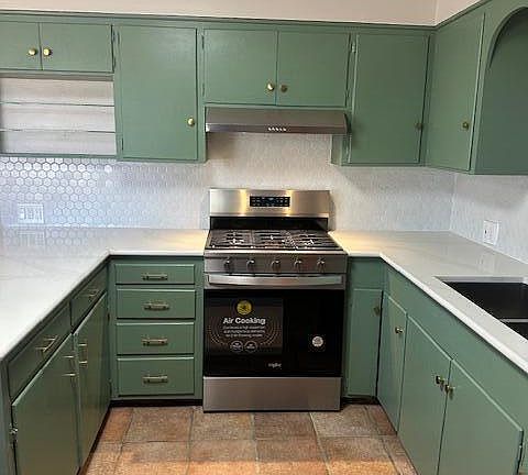 3rd image of 1705 E 6th Street